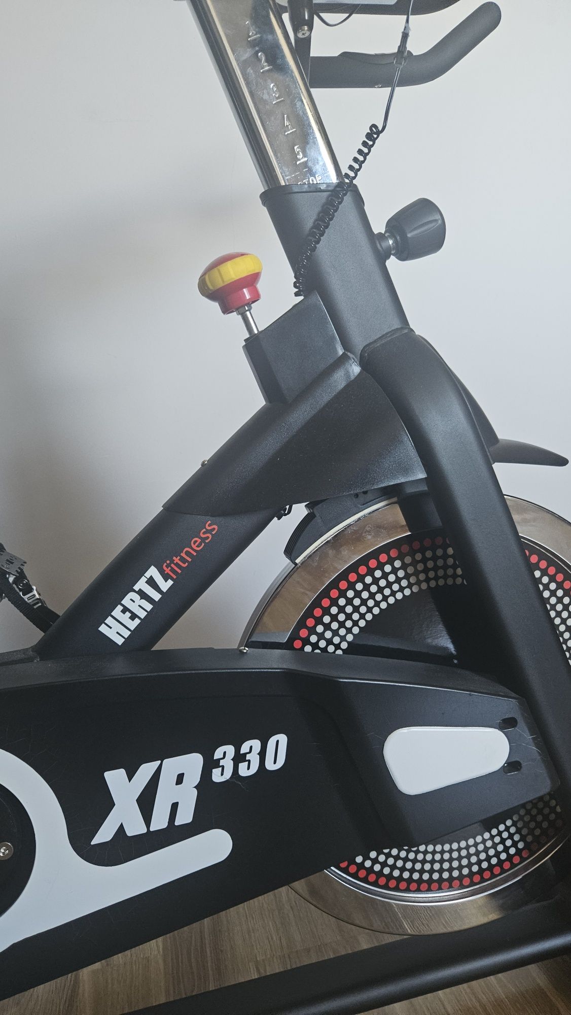 Rower spiningowy stacjonarny hertz xr330
