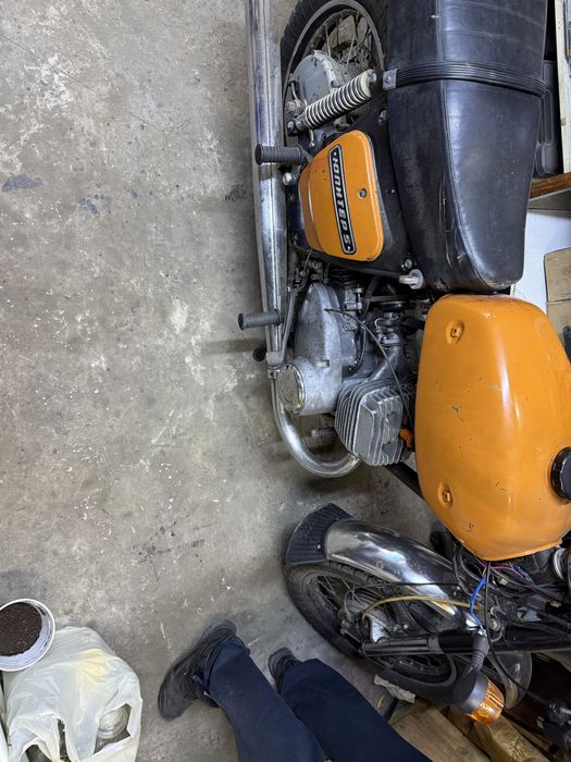 Продам Юпитер 5, маленький пробег, на полном ходу