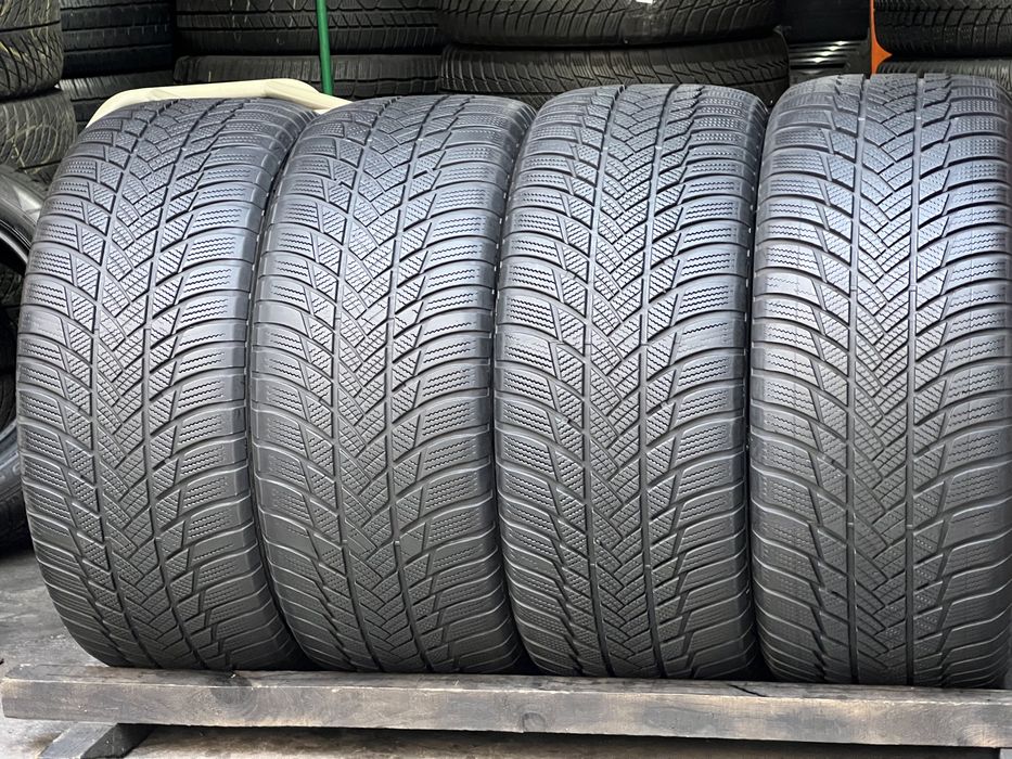 Шины зимние 255/50/R18 Bridgestone Blizzak LM-001