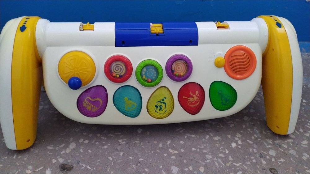 дитячий музичний столік б/у