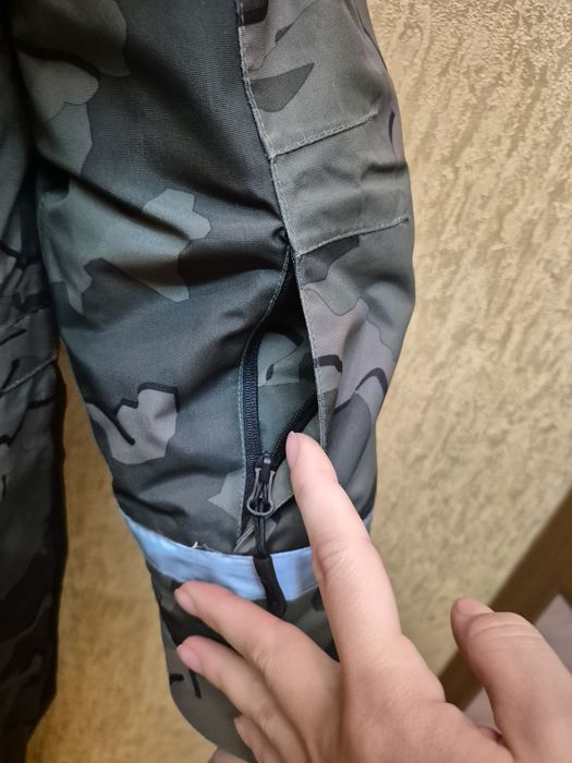 Комбінезон зимовий суцільний