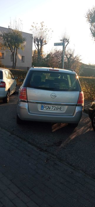 Opel Zafira 1.8 benzyna