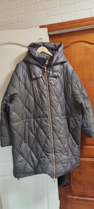 Пуховик штучний пух дуже легкий теплий розмір 62-64