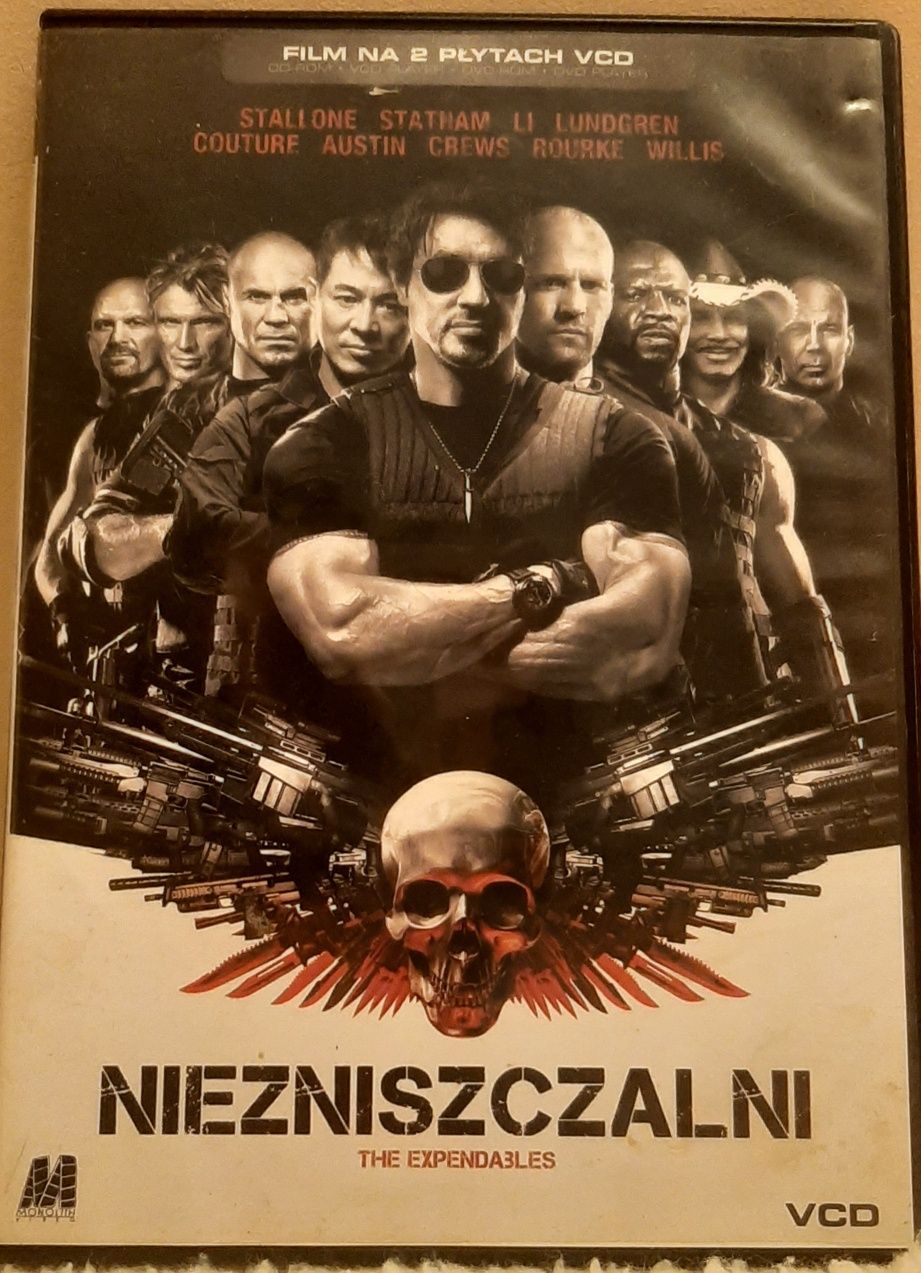 Niezniszczalni film na 2 VCD Stallone Willis Statham Rourke