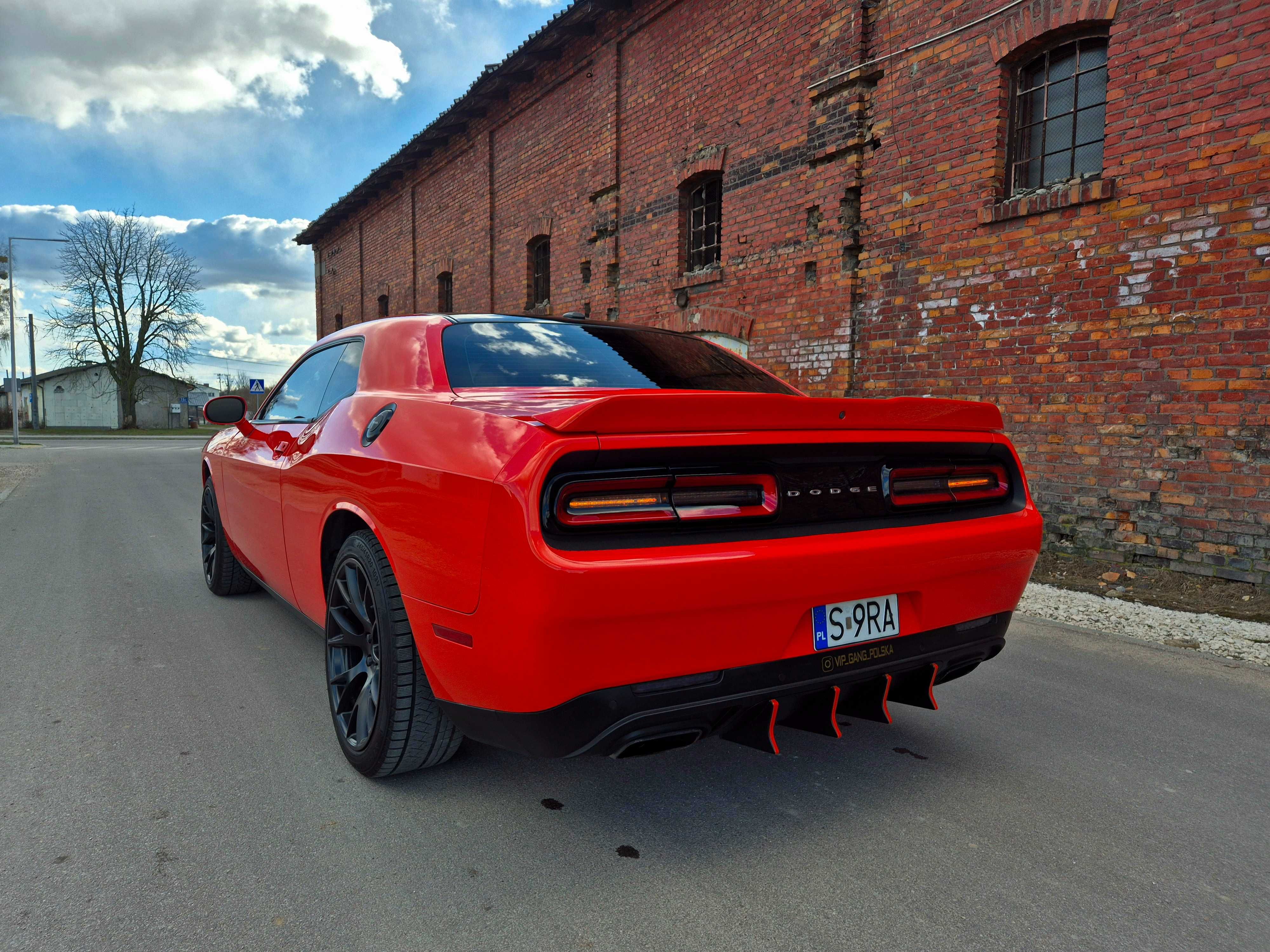 Dodge Challenger 3.6 305km Rej Pl GO MANGO LPG Zam Bus Laweta