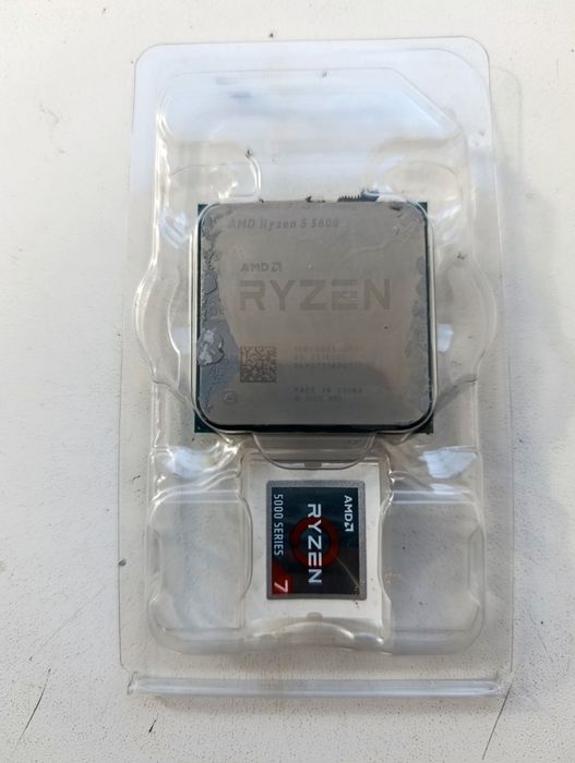 Продам процессор amd ryzen 5 5600