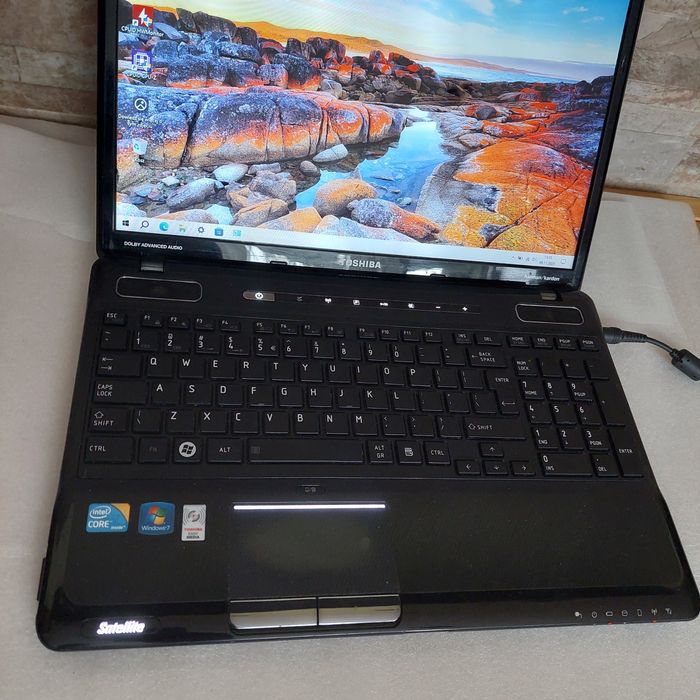 Laptop Toshiba Satellite A660. Intel Core i7. Dysk SSD