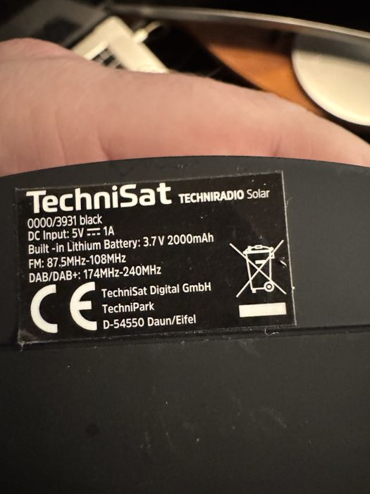 Радіо з сонячною панеллю TECHNIRADIO SOLAR