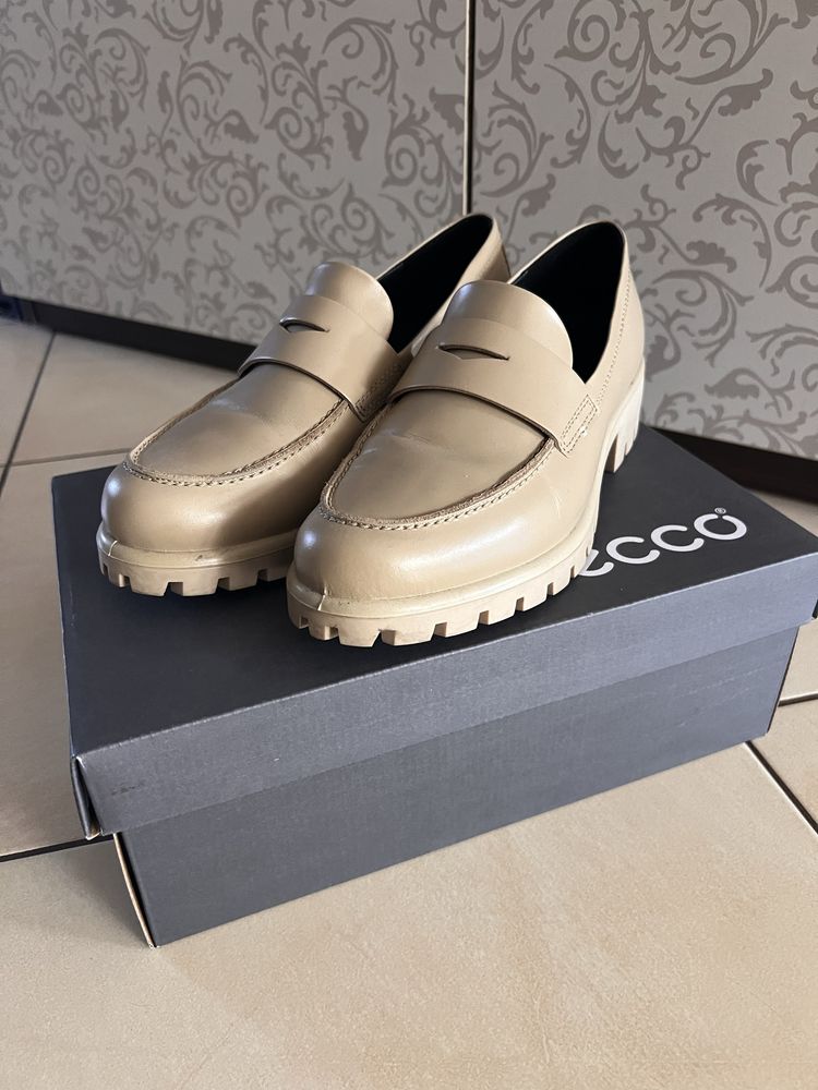 Ecco loafersy Modtray W  rozmiar 39