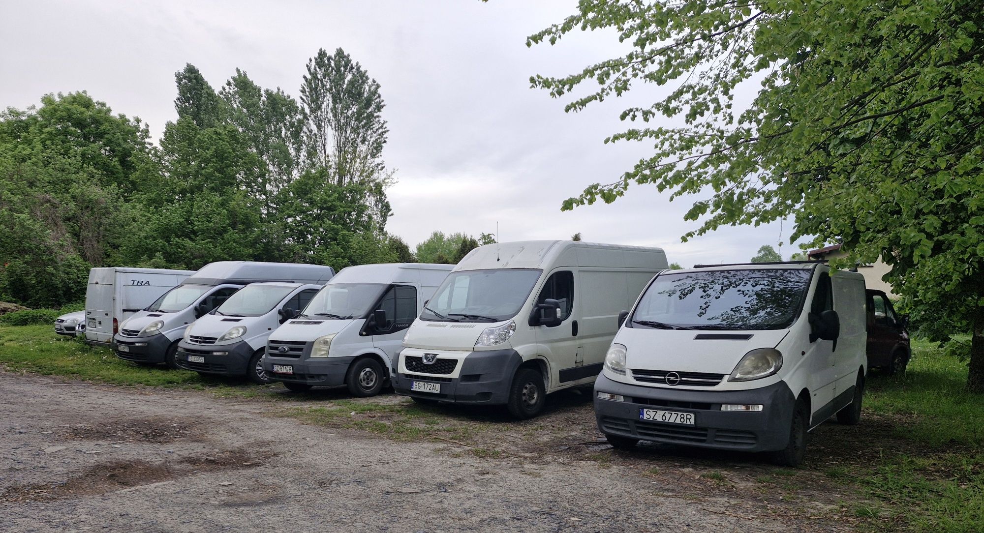 Wynajem samochodu dostawczego / wypożyczalnia van bus busa