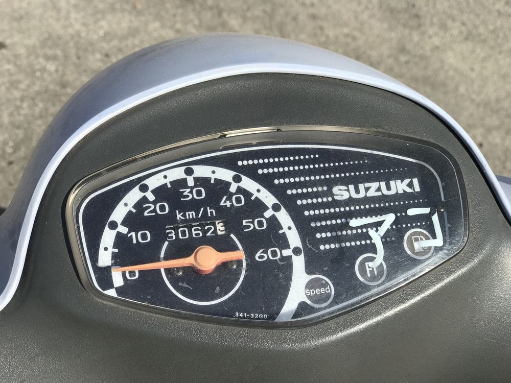 Скутер Suzuki Lets 4 з Японії