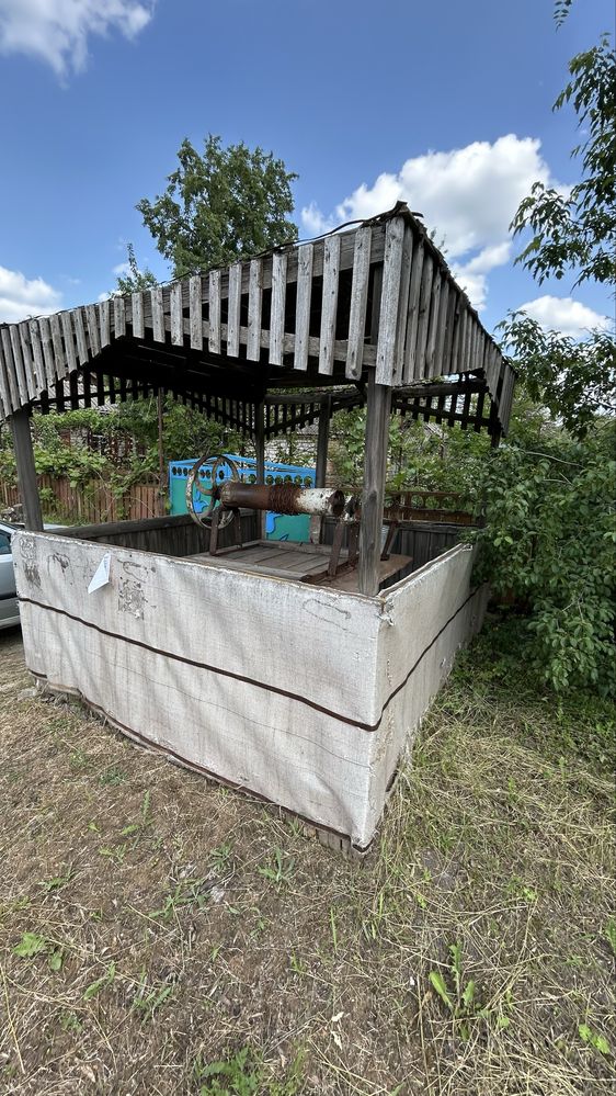 Продам будинок із земельною ділянкою