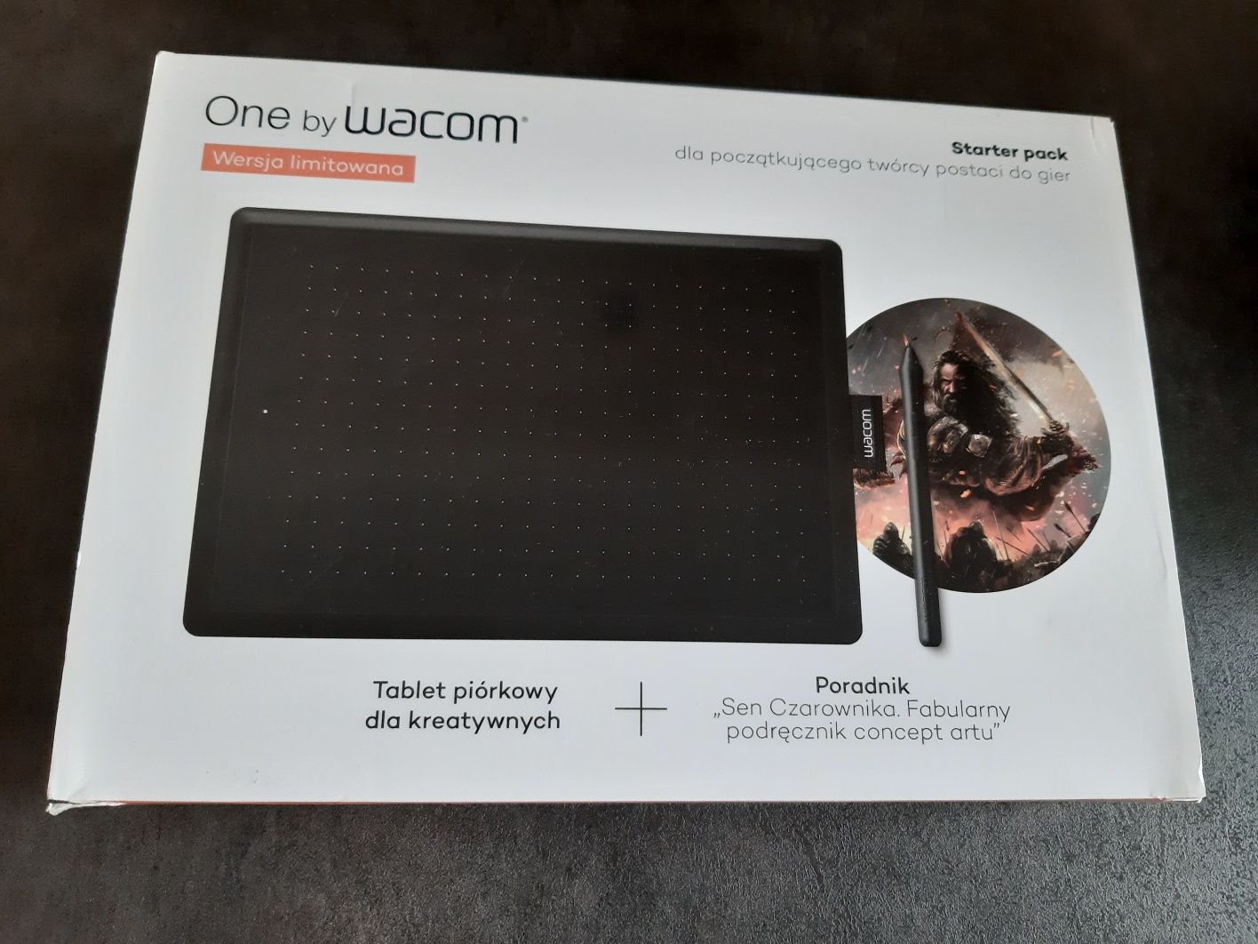 Tablet piórkowy dla kreatywnych one by wacom limited M postaci do gier