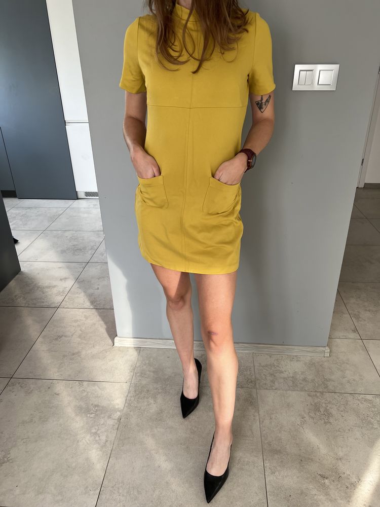 Sukienka musztardowa 38 M midi elegancka kieszenie Le Streghe