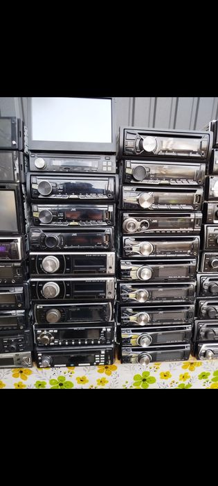 Оригінальна Автомагнітола