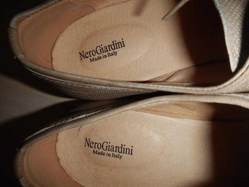 Шкіряні туфлі броги nero giardini р. 39(25,5 см) виробництво італія