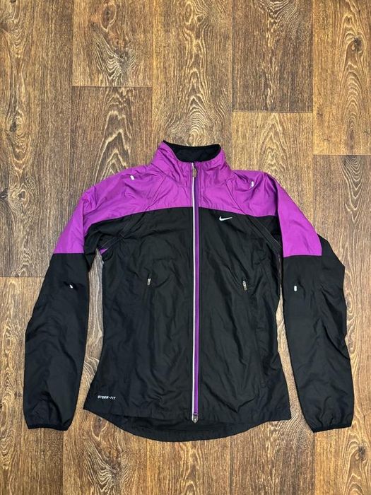 Класна куртка-жилетка  вітровка дощовік штормовка crane nike оригінал