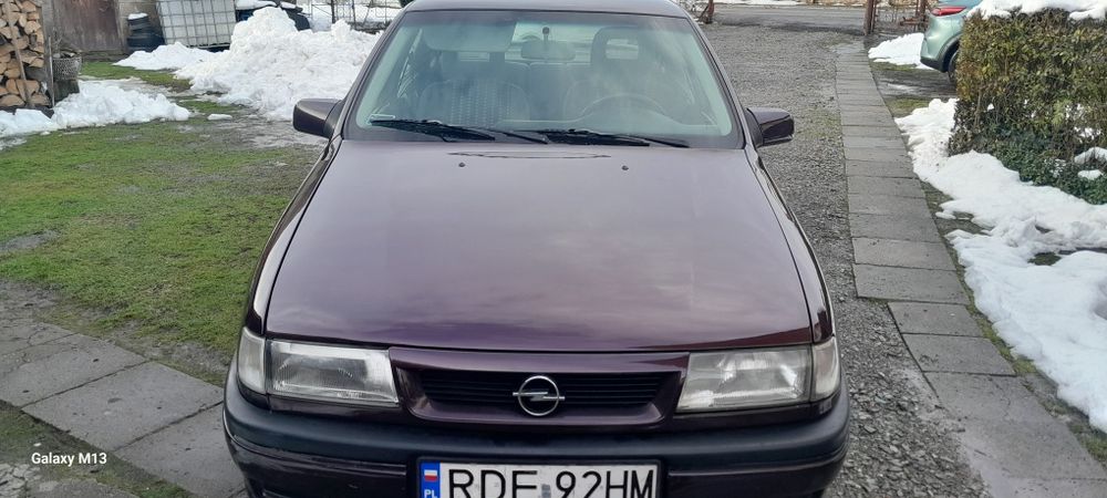 Opel Vectra A 1.8 B+G 1994 tok BDB Stan