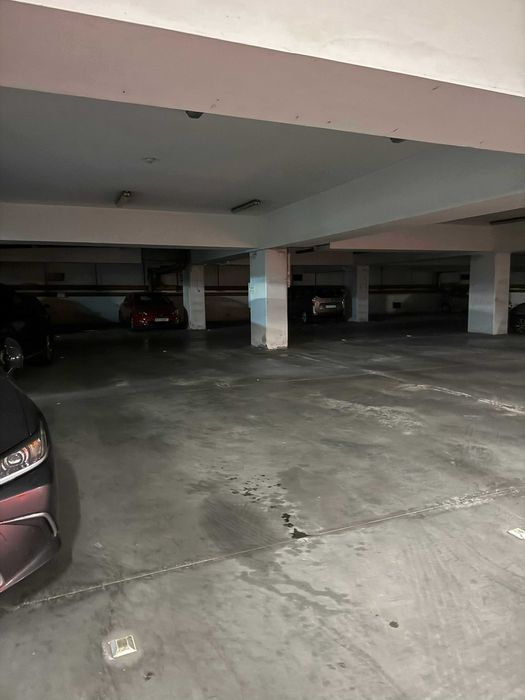 Miejsce parkingowe/postojowe w garażu w bloku - Łokietka 5