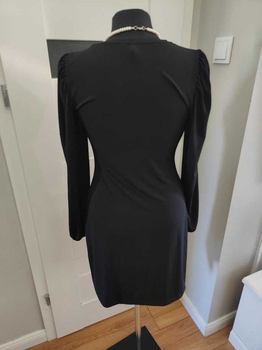 NOWA czarna sukienka asymetryczna z długim rękawem Vero Moda rozmiar S