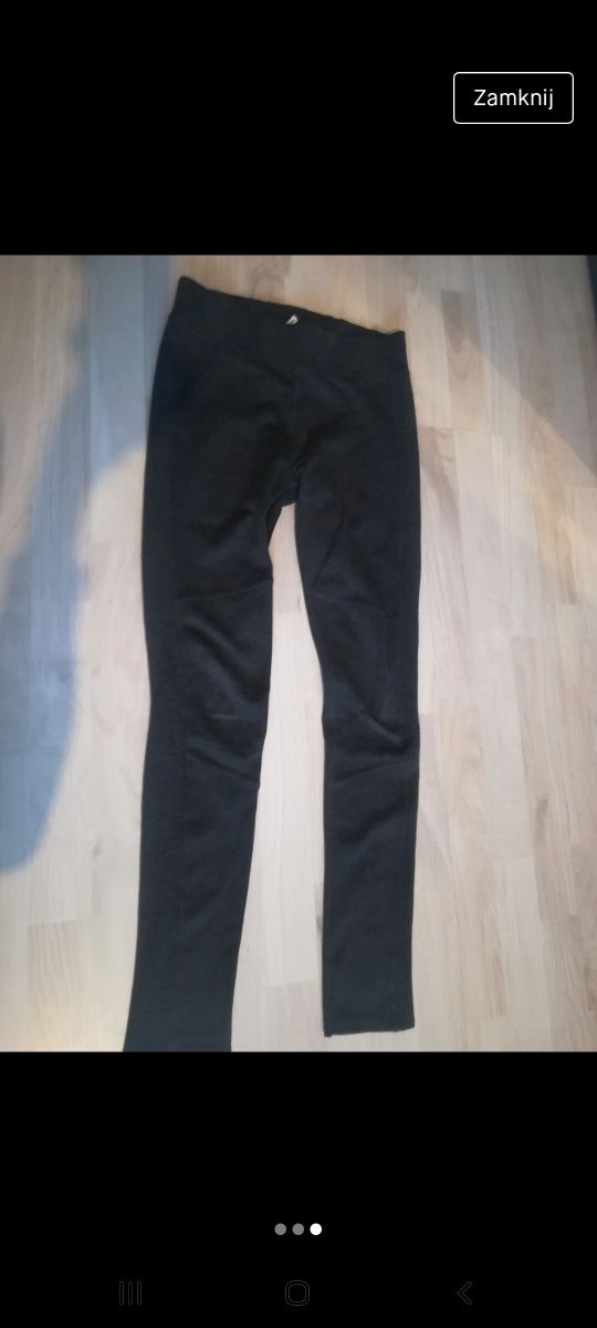 legginsy River Island