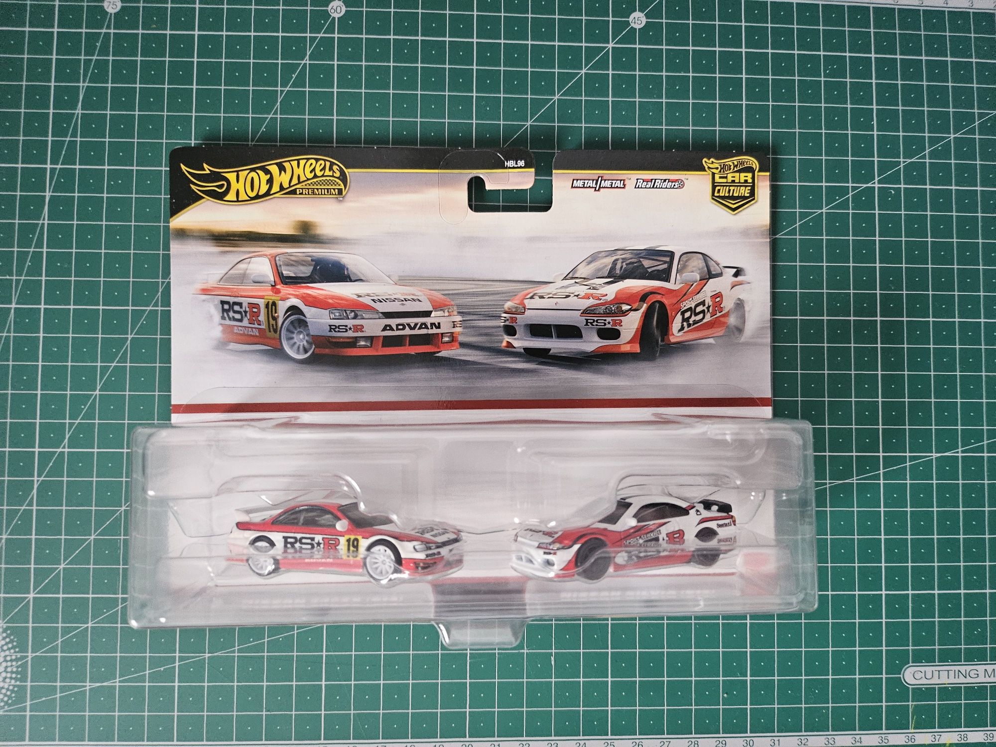 Wotwheels team transport nissan silvia s15 e nissan s14