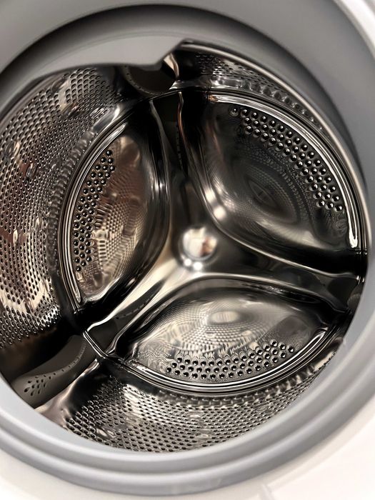 Máquina de Lavar Roupa Candy – 9 kg / 1400 rpm – Como Nova