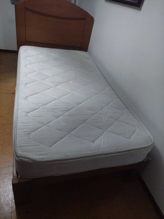 Cama de solteiro