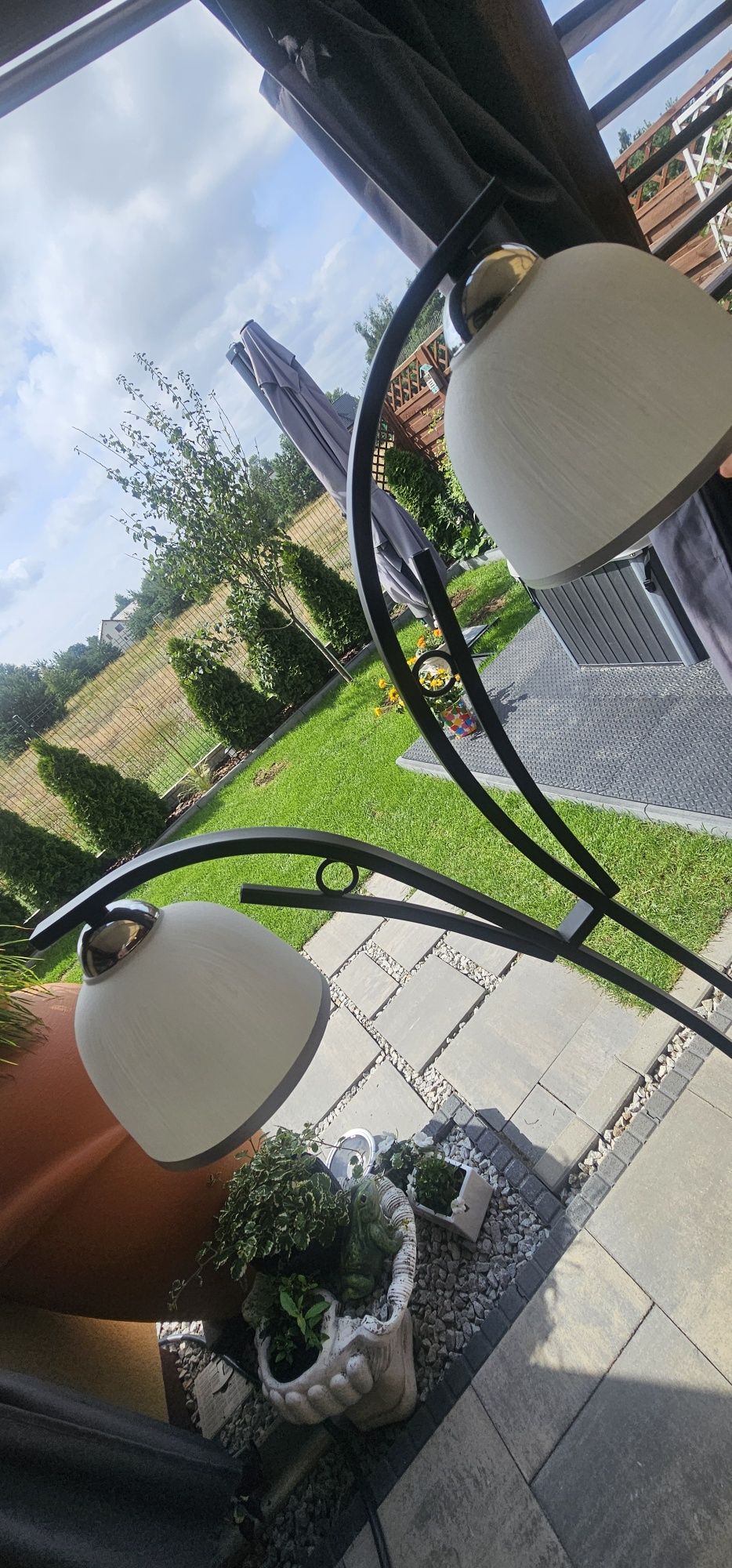 Lampa  stojanca do salonu