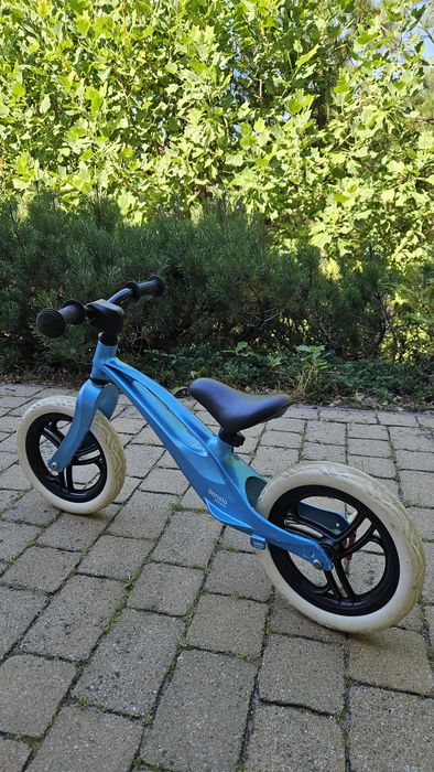 Lionelo Bart rower rowerek biegowy niebieski