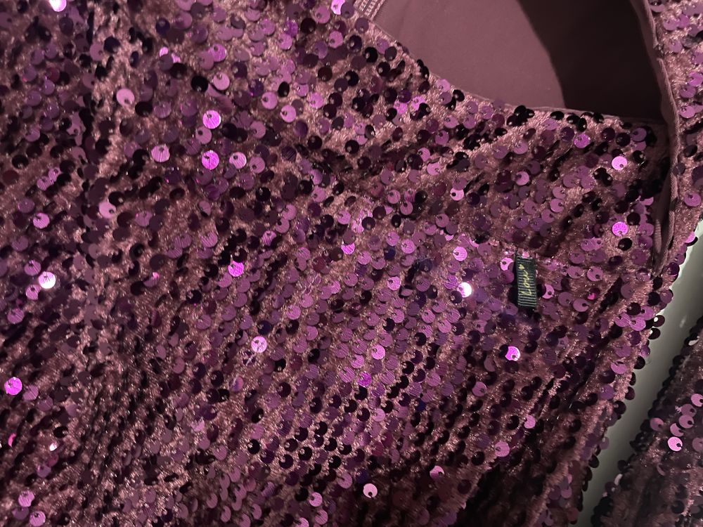 Sukienka lou z wycieciem na brzuchu Assia mini fioletowa