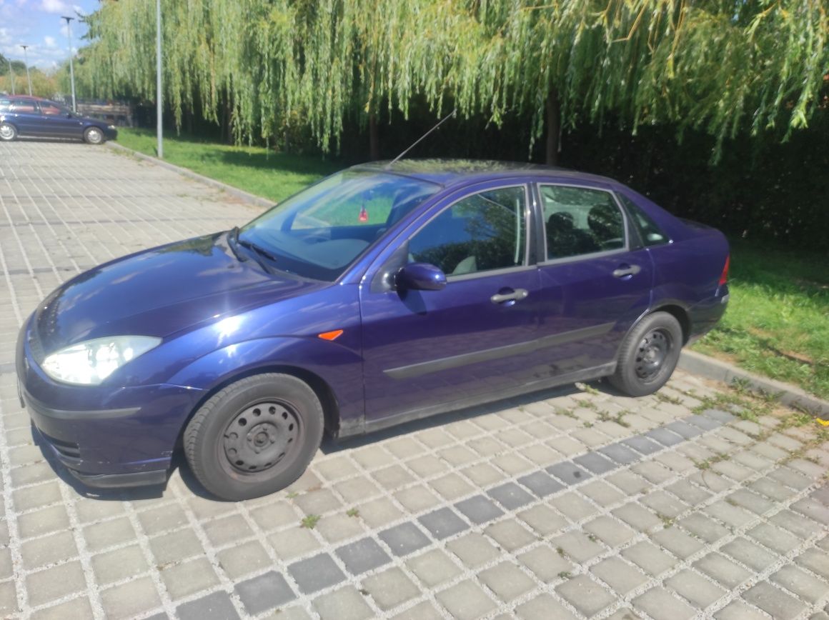 Sprzedam Ford Focus 1,6 benzyna