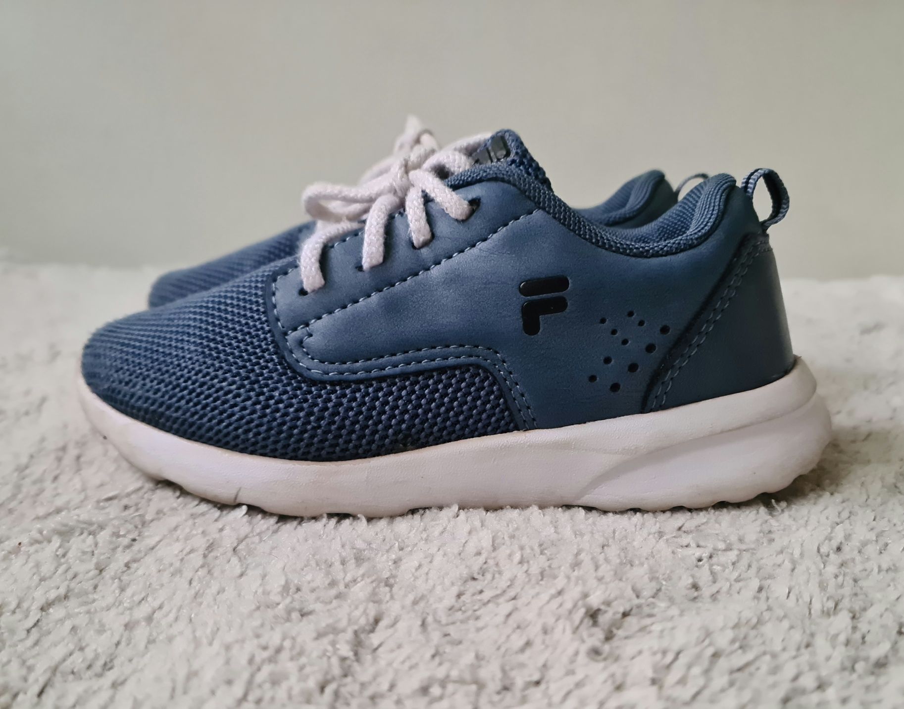 Adidasy Fila roz. 27