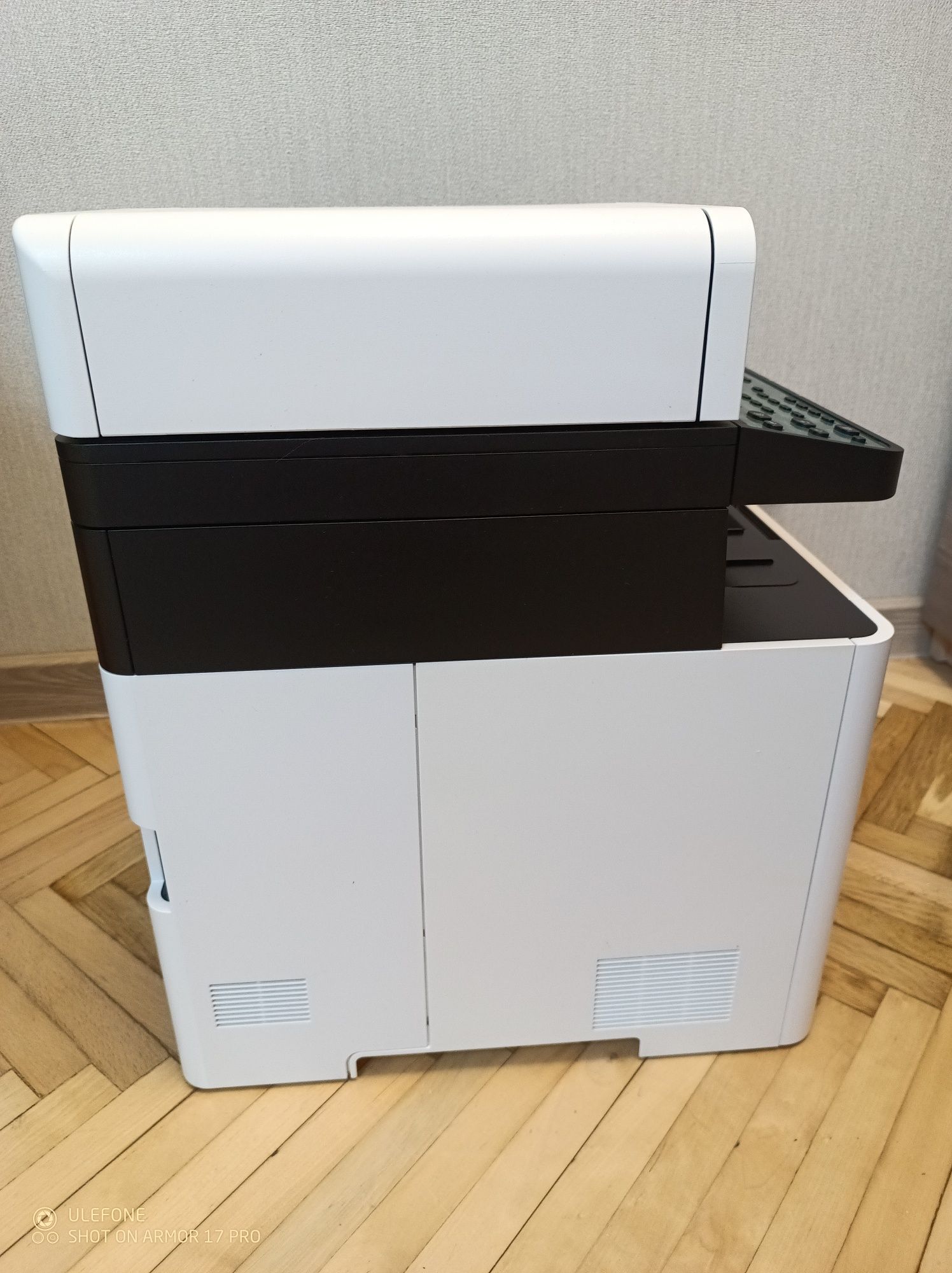 Кольоровий лазерний БФП А4 Kyocera ECOSYS M5521cdw з Wi-Fi