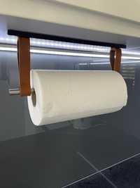 Uchwyt wieszak na ręcznik papierowy