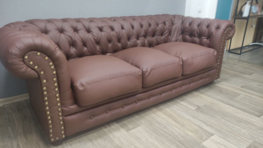 Перетяжка мягкой мебели