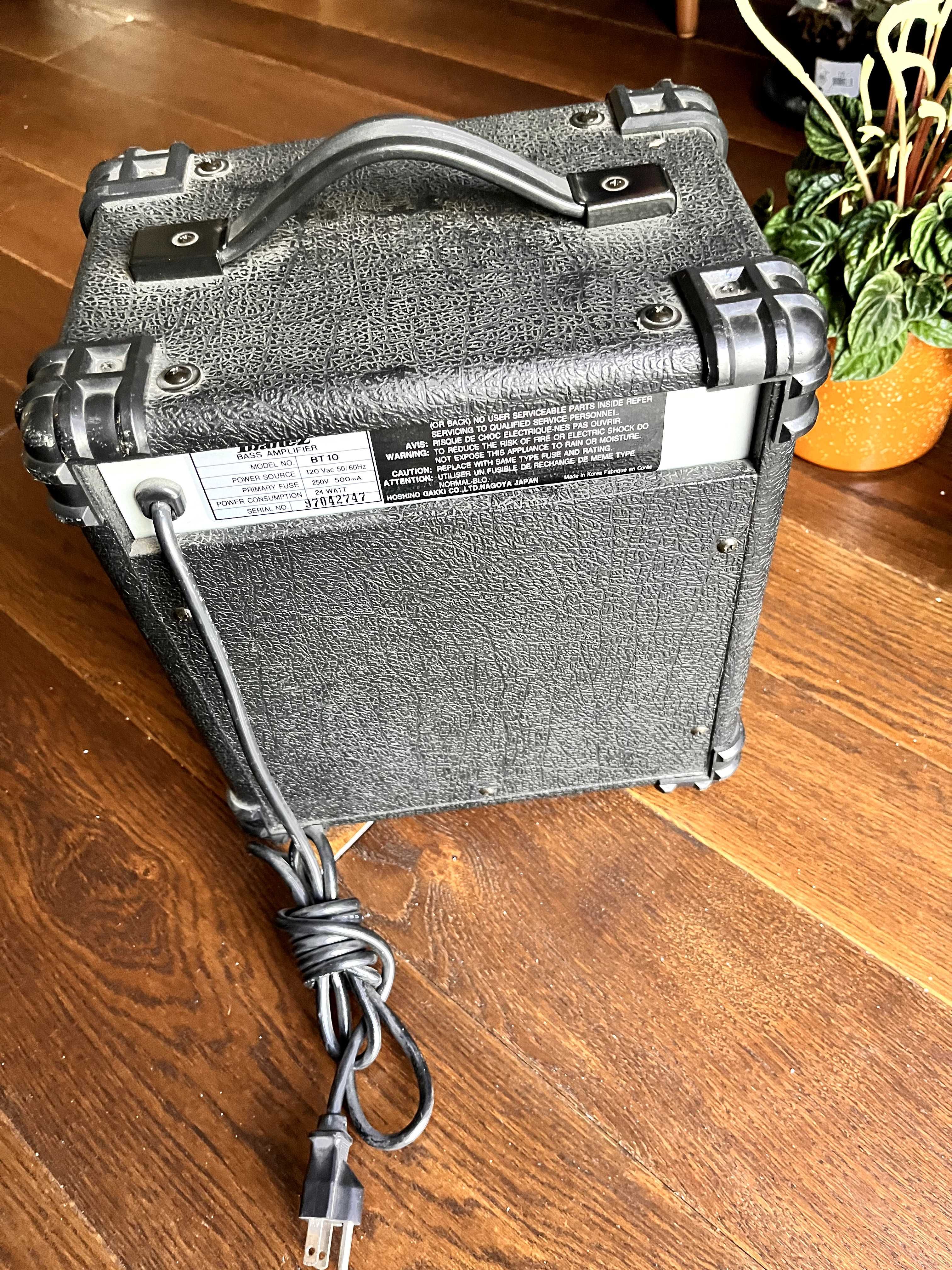 Wzmacniacz Ibanez BT10 basowy