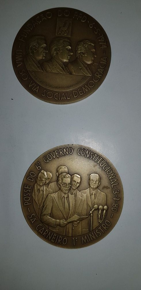 6 Medalhas em Bronze Homenagem a Sá Carneiro