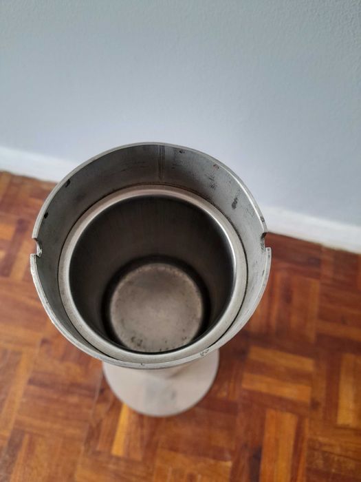 Cinzeiro vintage, em aço inox