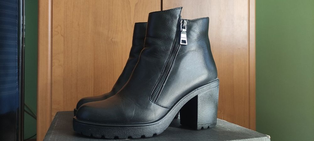 Ботильйони жіночі