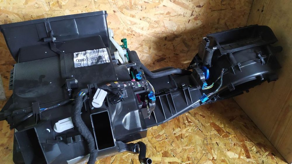 CAIXA DA SOFAGEM VENTILAÇÃO AUDI A4 B6 B7 8E0820005