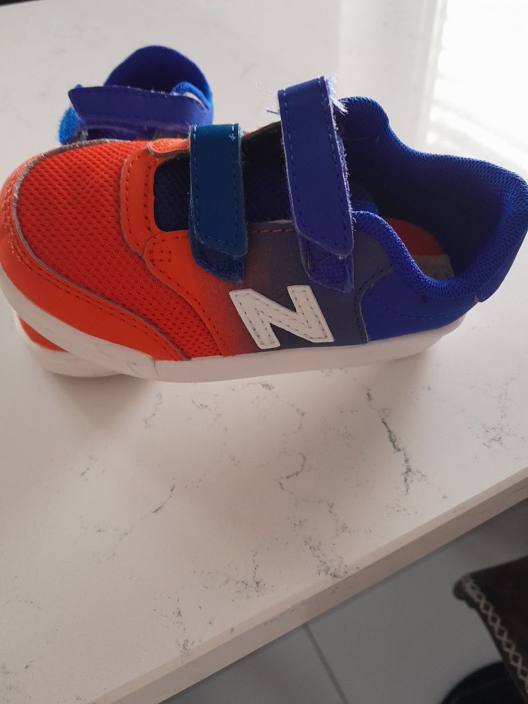 Lekkie adidaski New Balance