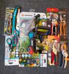 Розпродаж секаторів Nishigaki n 203 / Wolf Garten RR  5000 , Fiskars