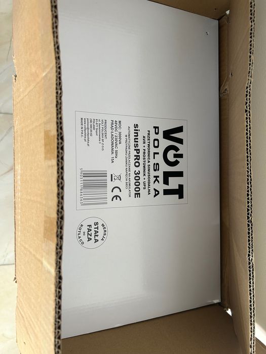Инвертор Volt Polska SINUS PRO 3000 E 48/230V (2100/3000W)
