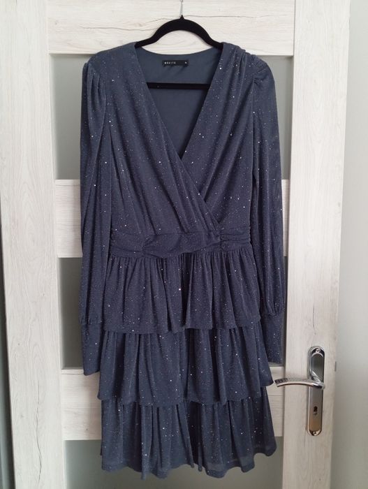 Błyszcząca sukienka