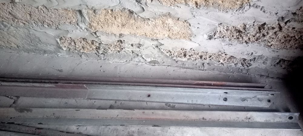 Уголки  металеві