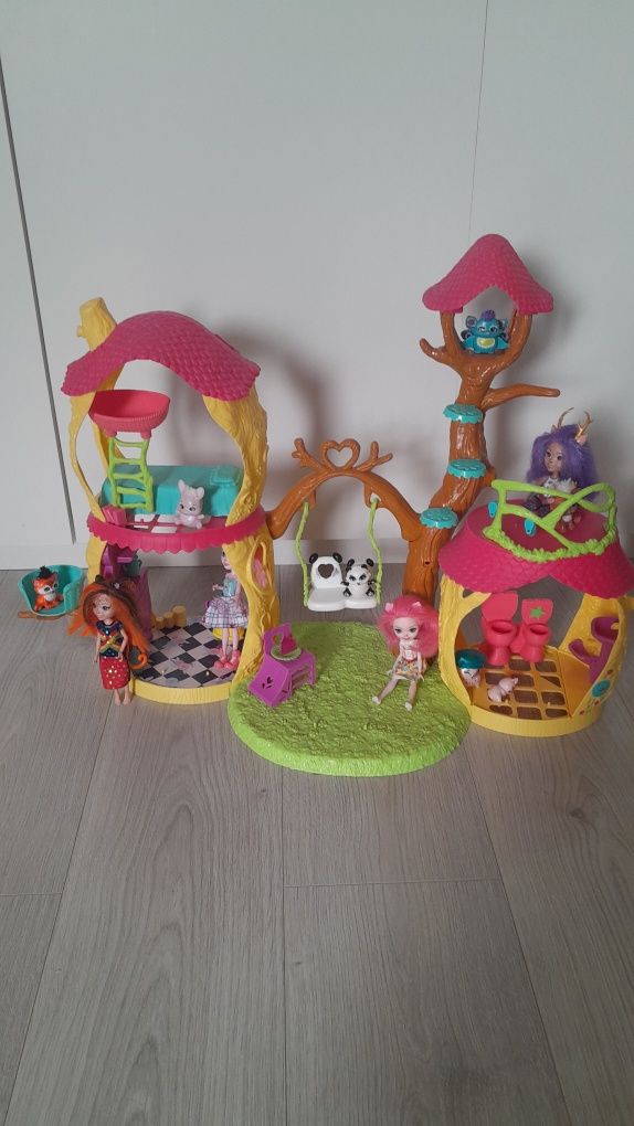 Domek enchantimals