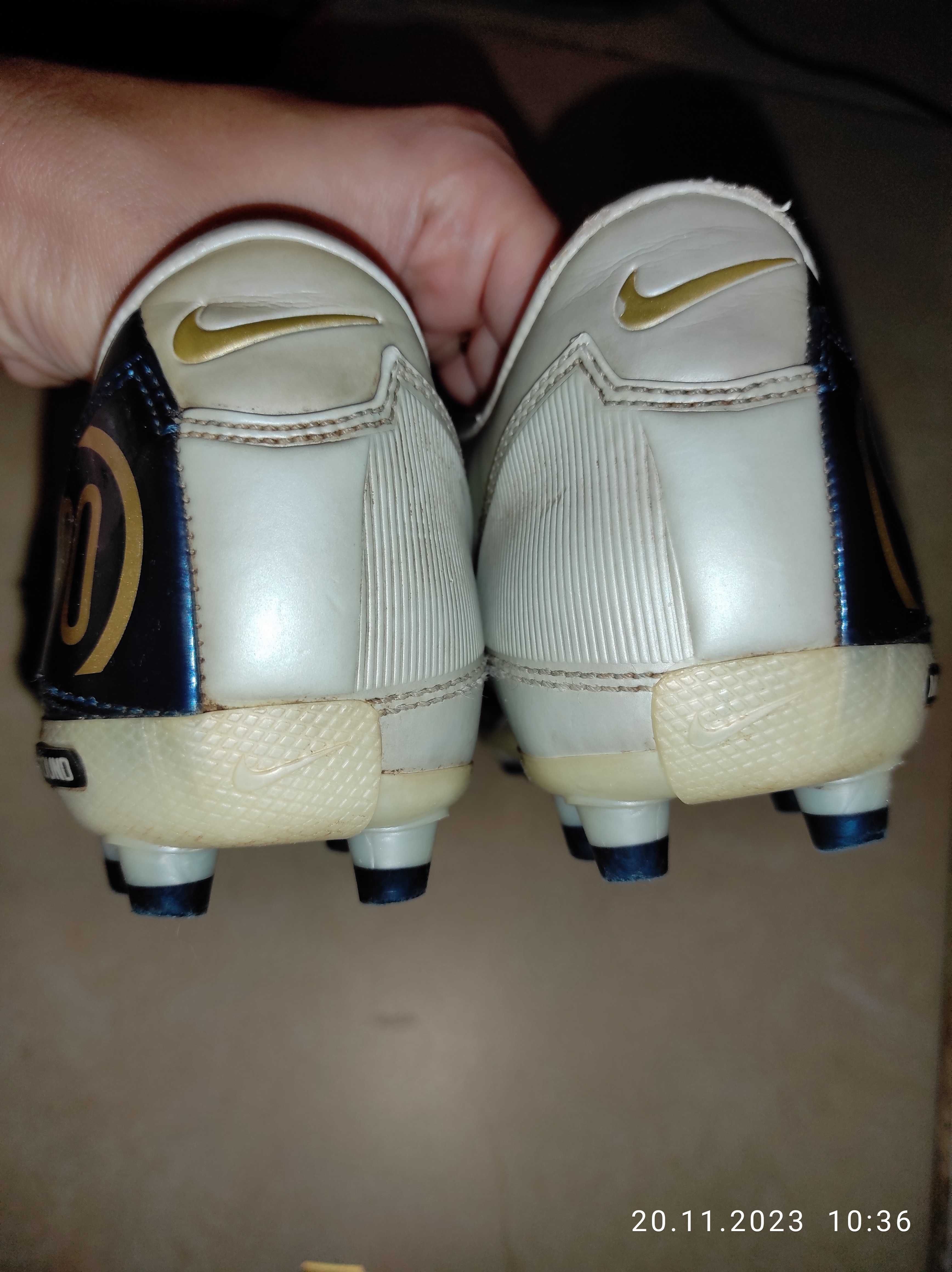 Buty piłkarskie Nike Total 90lll