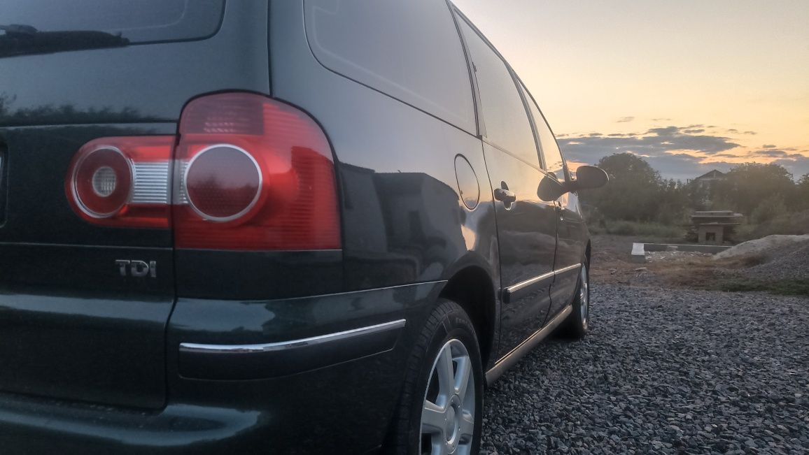 Продам Volkswagen Sharan 1.9 tdi