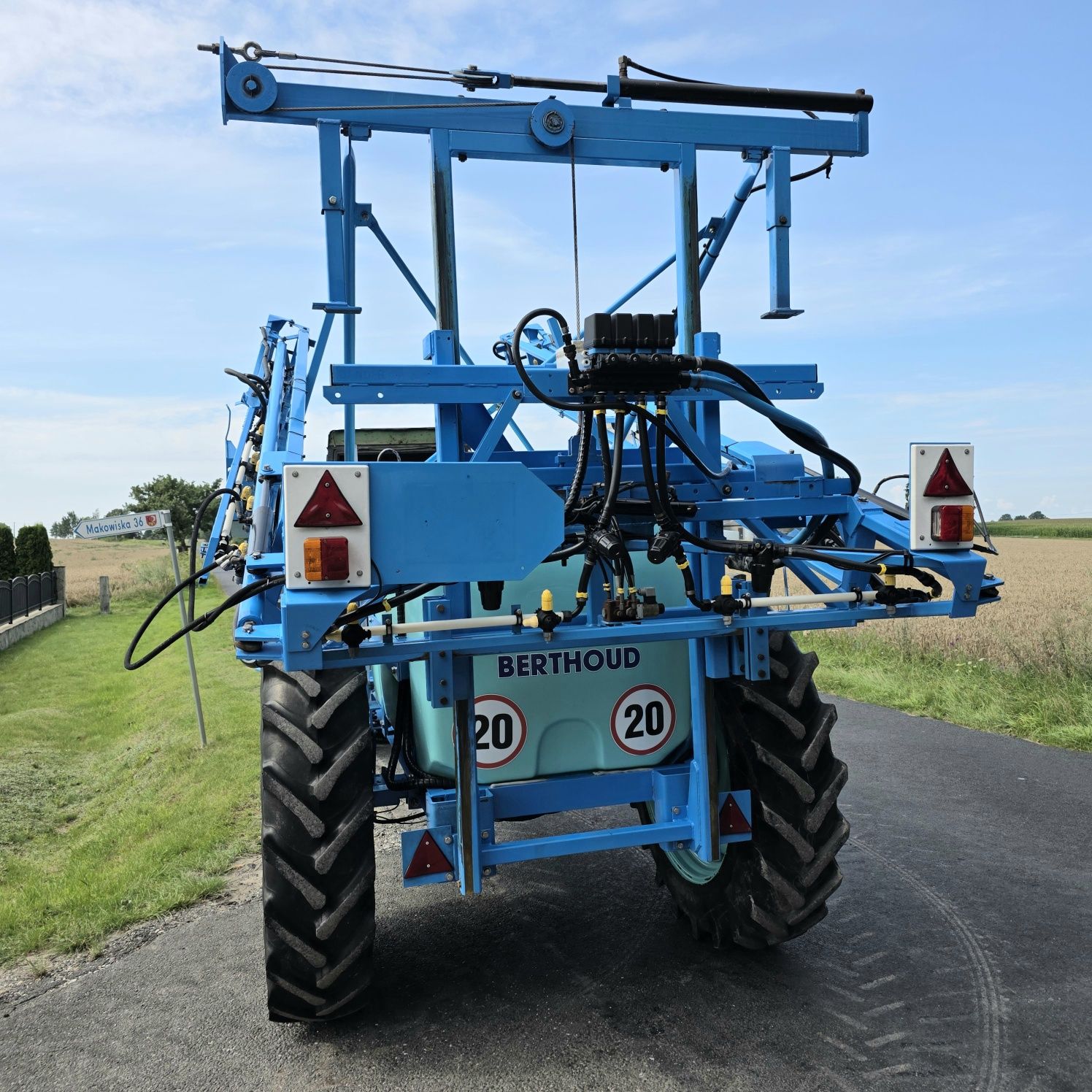 Opryskiwacz Berthoud Primer 2000l 18m Arag stan idealny